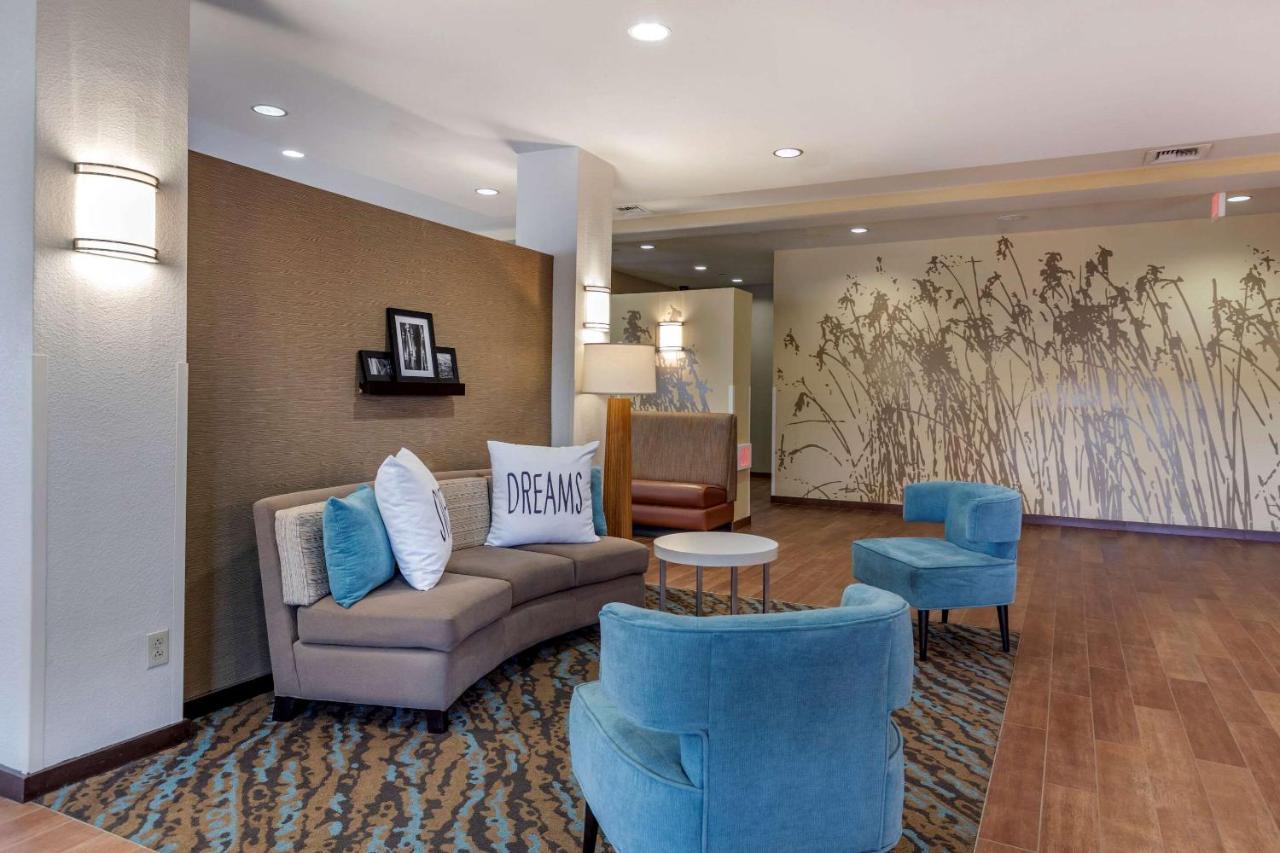 Sleep Inn & Suites Miles City Buitenkant foto