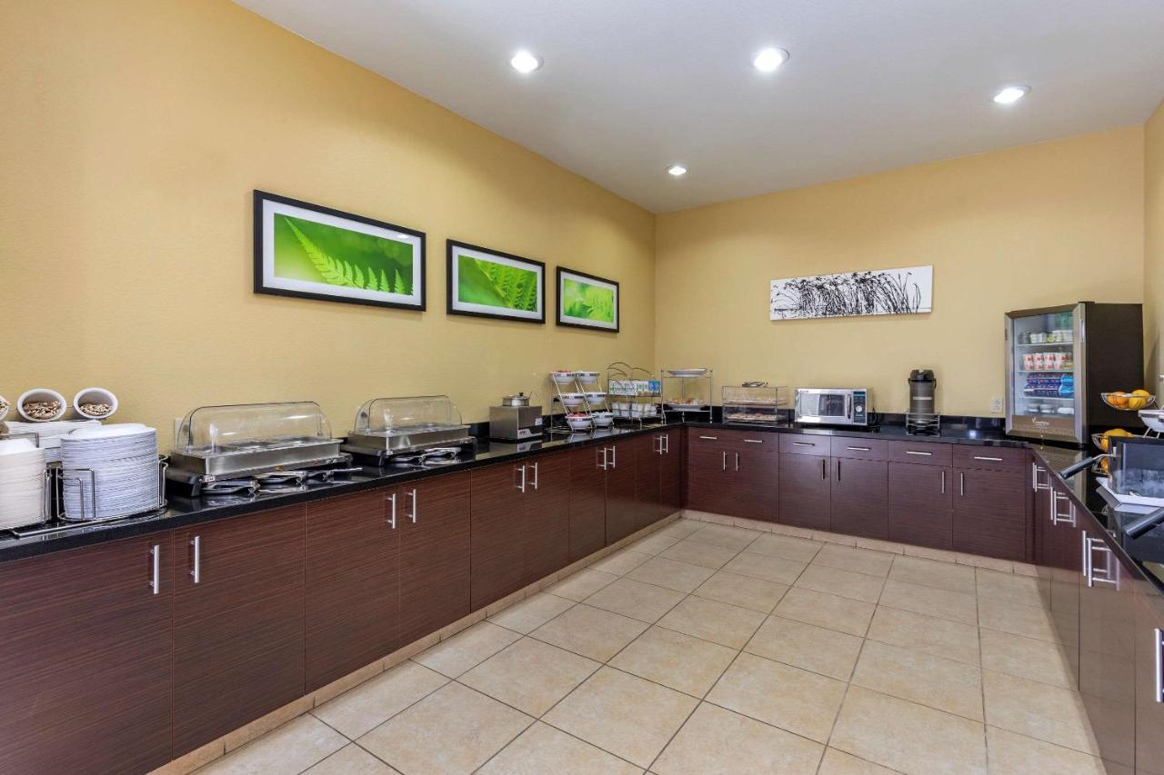 Sleep Inn & Suites Miles City Buitenkant foto